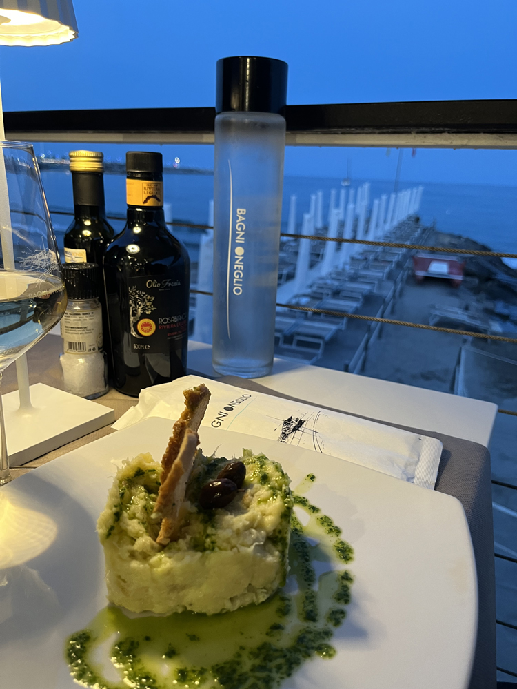 piatto ristorante sul mare
